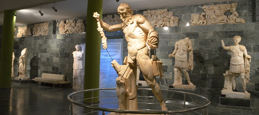 موزه آنتالیا