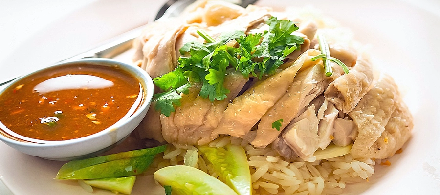 کائو مان گای (Khao Man Gai)