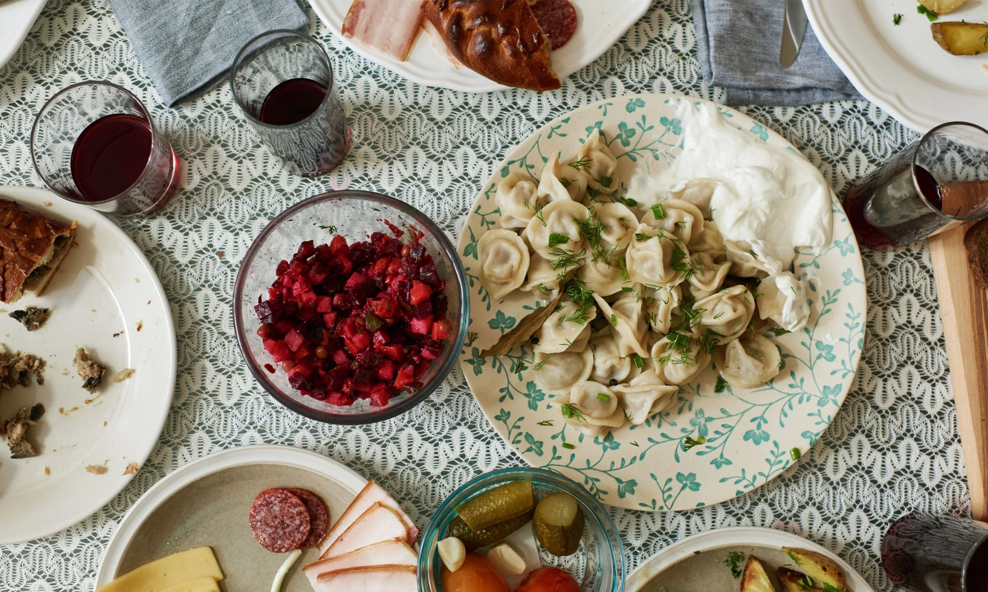 ۸ غذای محبوب روسیه